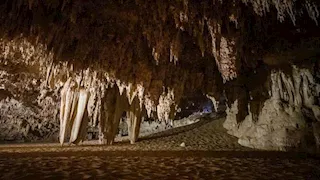 "كهف الجارة".. تحفة جيولوجية مدفونة في قلب صحراء الوادي الجديد