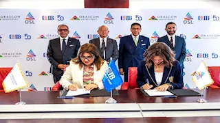 توقيع عقد بين أوراسكوم وCIB لتمويل تطوير مشروع الصوت والضوء بالأهرامات