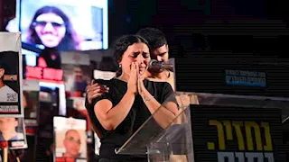 "سنلاحقك في كل مكان".. مظاهرات في تل أبيب ضد نتنياهو (فيديو-صور)