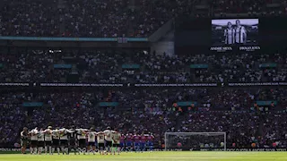 غضب وحنين.. مدرجات مباراة ليفربول وكريستال بالاس تشتعل (صور)