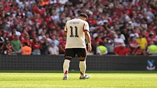 محمد صلاح يوجه رسالة إلى نونيز بعد رحيله إلى الهلال السعودي