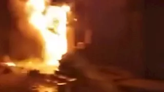 حريق يلتهم محلًا بقرية في المنيا.. والحماية المدنية تتدخل (صور)