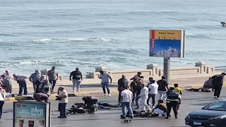  كاميرا مراقبة تُوثق لحظة دهس 9 أشخاص بميكروباص في الإسكندرية- صور