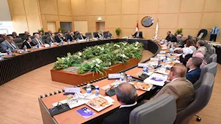 كامل الوزير: عمل على مدار الساعة لتحقيق مستوى نظافة متميز بالقطارات والمحطات