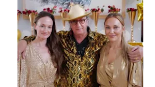 بالصور- مريم أوزرلي تحتفل بعيد ميلادها في أجواء عائلية