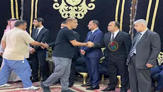 مجلس إدارة الأهلي وبيبو على رأس الحضور بعزاء والد العامري فاروق