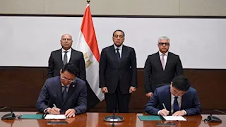 الحكومة: توقيع عقد إنشاء مصنع سايلون الصيني للإطارات بـ "قناة السويس" 