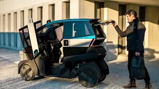 "توكتوك المستقبل"| شركة فرنسية تقدم أحدث إنتاجاتها للتنقل داخل المدن - فيديو وصور