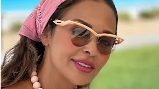 "توب وبنطلون غريب".. داليا البحيري تتألق بإطلالة كاجوال