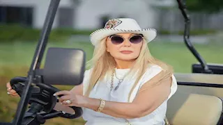 بالصور.. نادية الجندي تستعرض رشاقتها في أحدث ظهور والجمهور يغازلها