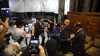 بحضور وزير الثقافة والمخرج خالد يوسف.. 20 صورة من عزاء الأديب الكبير صنع الله إبراهيم