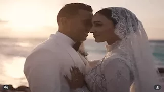 “بسيارة وبدل موحدة".. دخول خاص للبطل  الأولمبي أحمد الجندي إلى حفل زفافه 