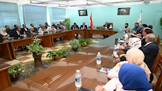 وزارة الصناعة تدرس تحويل مصنع الحديد والصلب إلى مجمع للصناعات النسيجية