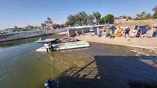 رعب في المرسى.. نهر النيل يبتلع طفلاً أثناء نزهة مع والدته في سوهاج- صور 