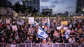 احتجاجات إسرائيلية أمام منازل وزراء للمطالبة بصفقة أسرى