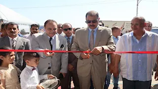 بالصور.. محافظ سوهاج يفتتح سوق اليوم الواحد بمدينة المراغة