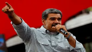  الرئيس الفنزويلي: الولايات المتحدة تختلق حربا أبدية جديدة.. وسنمنعها 