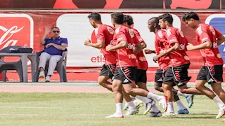 غياب الشناوي وحضور الخطيب.. تفاصيل مران الأهلي اليوم