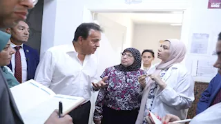 وزير الصحة يتفقد مركز "الريحان" بالشروق.. ويوجه بمكافأة العاملين المنضبطين 