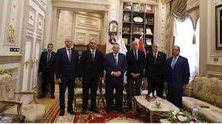 نقيب الأشراف يلتقي رئيس مجلس القضاء الأعلى لتقديم التهنئة بتوليه منصبه