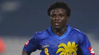 منعوه من التدريب.. حكاية إيقاف غير حياة رزاق أوموتويوسي