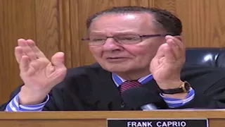 اشتهر بالقاضي الرحيم.. من هو فرانك كابريو؟