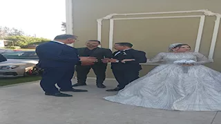 بالصور.. وزير البترول يشارك نجل "شهيد الشهامة" فرحة زفافه