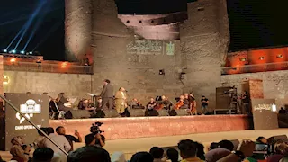 علي الحجار ممازحا جمهور حفله في القلعة: "الطريق واقف بسببكم"