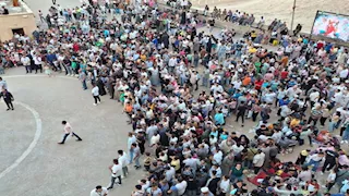 ترانيم في حضن المغارة.. جبل درنكة يشهد احتفالات صيام العذراء (فيديو وصور)