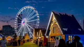 فيديو صادم.. لحظة سقوط لعبة ملاهي على الأرض