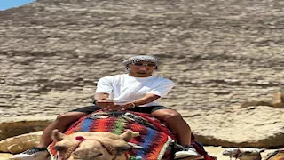 رافق زوجته.. نجم الزمالك يحتفل بـ "القوس والسهم" من أمام الأهرامات