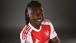 لاعب شطرنج وقاهر السيتي وليفربول .. قصة حياة إيزي صفقة أرسنال الجديدة