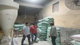ضبط 3 أطنان دقيق مدعم قبل بيعها بالسوق السوداء في كفر الشيخ (صور)