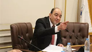 بسبب الشراء الموحد.. مذكرة عاجلة لرئيس الوزراء لإنقاذ قطاع المستلزمات الطبية