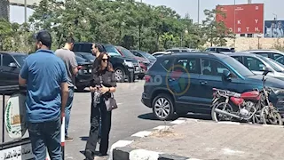 الصور الأولى من جنازة المنتج طارق صيام