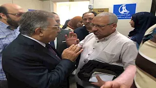محافظ الدقهلية يتفقد عيادة العباسي للتأمين الصحي:"لن نسمح بأي تقصير"