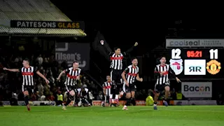 مانشستر يونايتد يتخلى عن فرصة العودة لكأس كاراباو بعد الخروج 