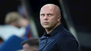 هل يتجنب سلوت مصير مورينيو؟.. ليفربول في طريقة ليصبح أسوأ حامل لقب في تاريخ الدوري