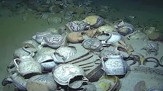 اكتشاف أعمق حطام سفينة تجارية من القرن الـ16 قبالة سواحل فرنسا "صور"