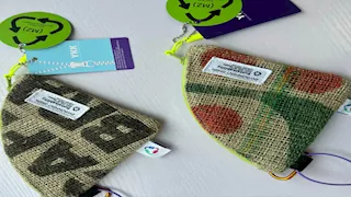 موضة غريبة.. حقائب مصنوعة من مخلفات القهوة تنتشر عالميا (صور)