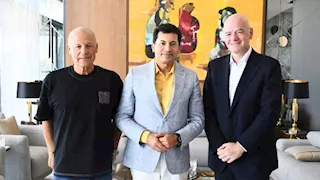 رئيس "فيفا" يشيد بالدعم المصري لكرة القدم.. ويثمن اتصال رئيس الوزراء