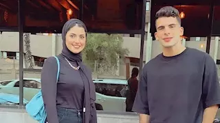 "برسالة رومانسية".. 15 صورة ترصد احتفال زيزو بعيد زواجه