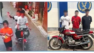 فيديو صادم.. 3 طلاب على موتوسيكل يعتدون على طفل في الشارع