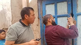 غلق وتشميع مصنعين للحلويات في منفلوط لمخالفتهما الاشتراطات الصحية - صور