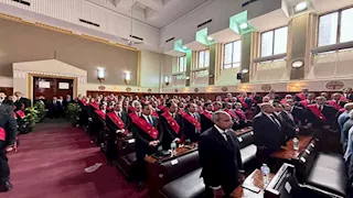بحضور وزير العدل.. أعضاء النيابة الإدارية يؤدون اليمين القانونية للعمل بالمحاكم الابتدائية | صور