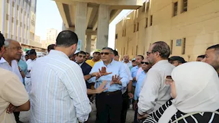 محافظ الجيزة يتفقد أعمال التطوير بمحيط مستشفى بولاق الدكرور ومحطة مترو الجامعة
