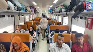 انطلاق القطار العاشر اليوم.. السكة الحديد تنقل 9548 سودانيًا