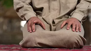 المفتي يوضح حكم الصلاة في البيوت حال المطر