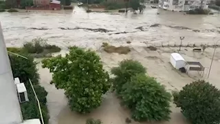 فيضانات تجتاح إقليم كراسنودار الروسي وإعلان حالة الطوارئ 