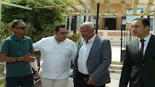 فرج عامر يدلي بصوته في انتخابات الشيوخ بالإسكندرية: واجب وطني -صور